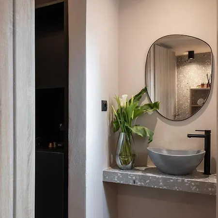 Anaem Eclectic ハニア