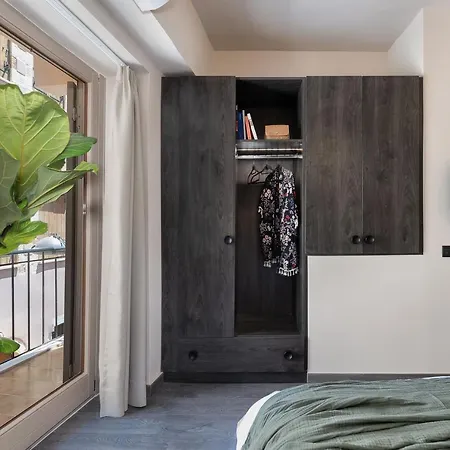 Anaem Eclectic Aparthotel 4*