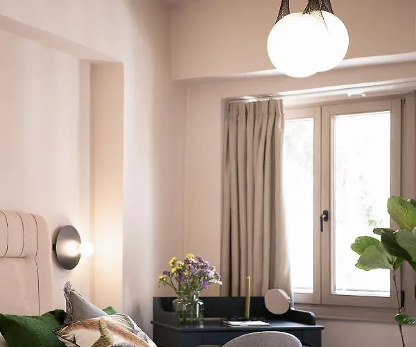 Anaem Eclectic Aparthotel 4*