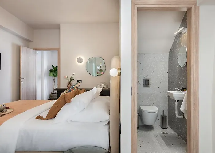 Anaem Eclectic Aparthotel